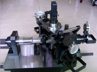 化油器孔位置檢具